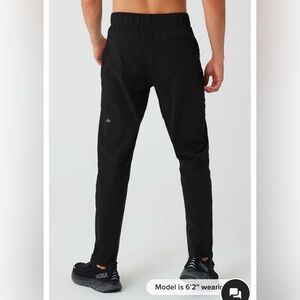 ALO Yoga Men's Black Athletic Pants